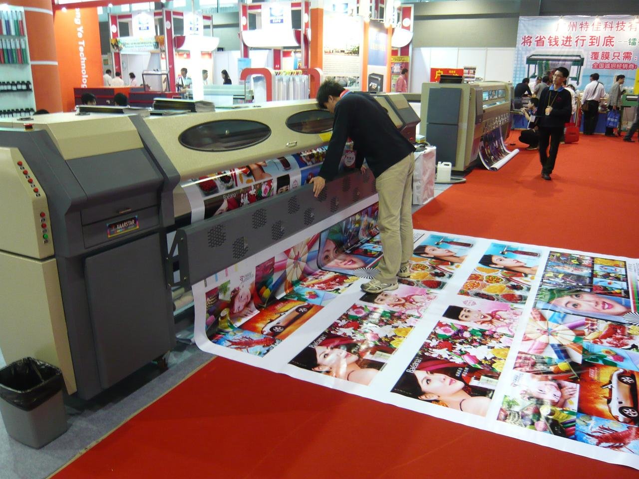 Large Format Vinyl Printing